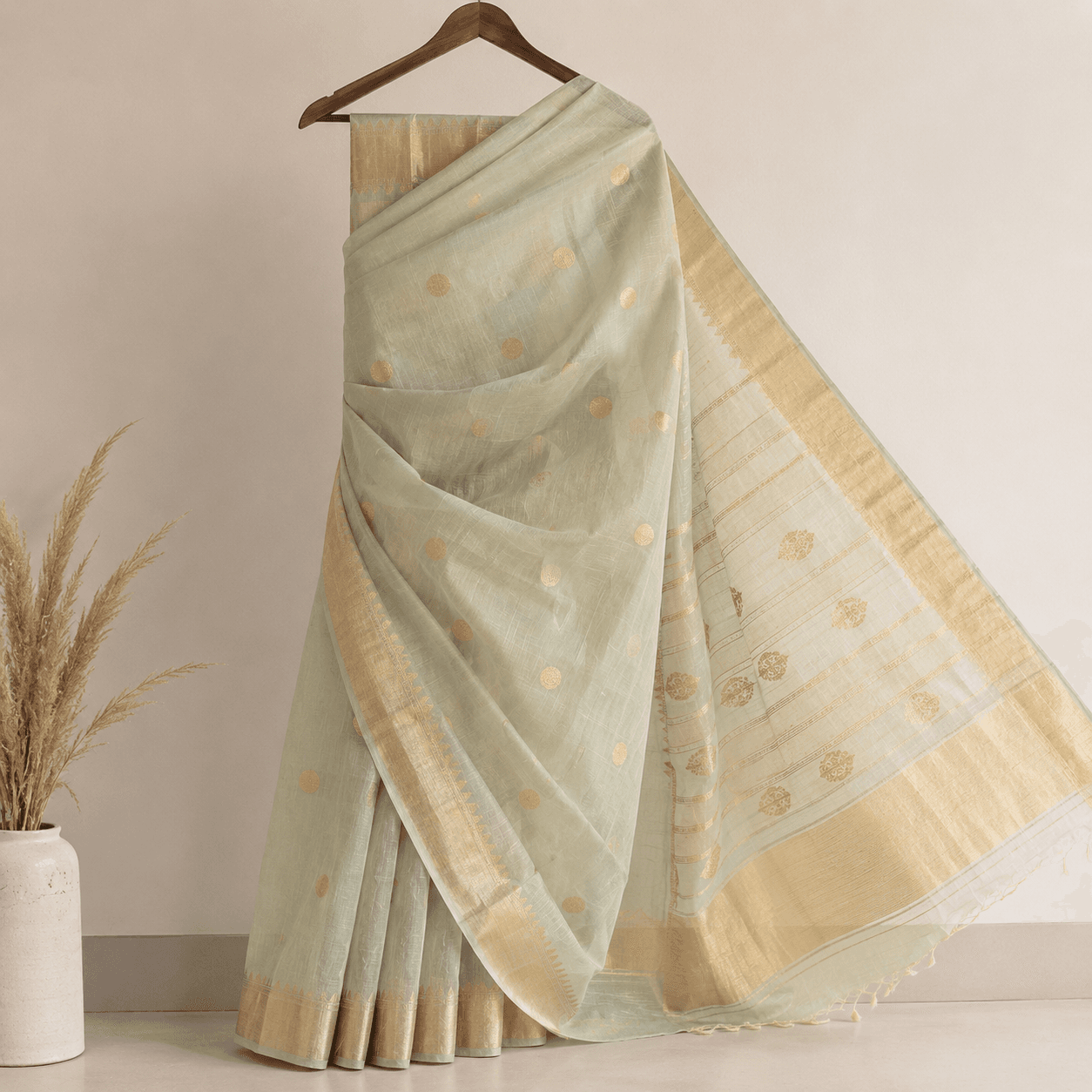 Chanderi silk-cotton saree with ashrafi border, full view